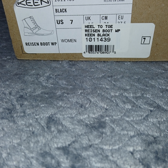 Keen Women Size 7 Heel To Toe Reisen Boot WP Black & Grey Combat Gorpcore - Picture 11 of 11